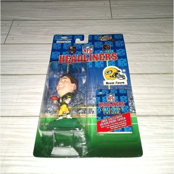 Corinthian NFL Football Headliners Brett Favre Green Bay Packers Figurine - Picture 1 of 8